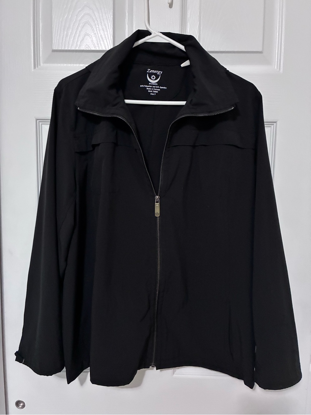 Zenergy by Chico’s Women's Full Zip Jacket Windbreaker Black w/ Hood Size 3 (XL)